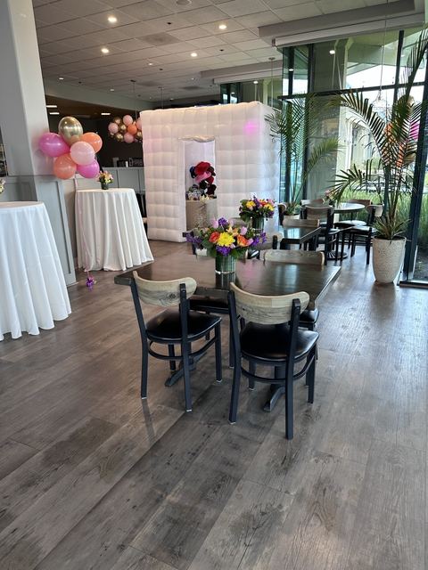 LED Cube Photo Booth